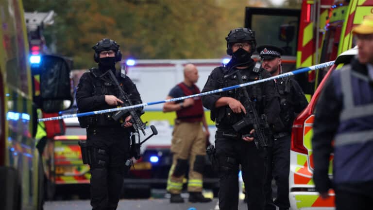 U.K. authorities report attack outside Manchester synagogue on Yom Kippur