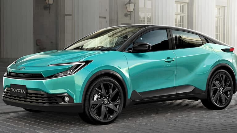 Toyota готовит компактное кросс-купе, чтобы потеснить BMW