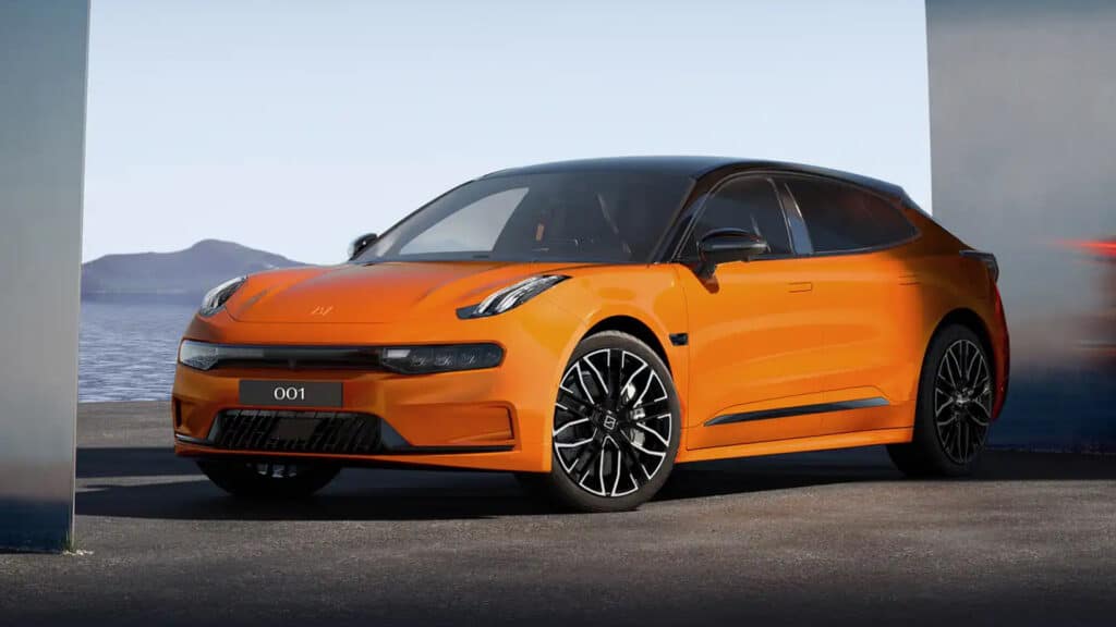 Бренд опроверг слухи о замене Zeekr 001 в 2026 году