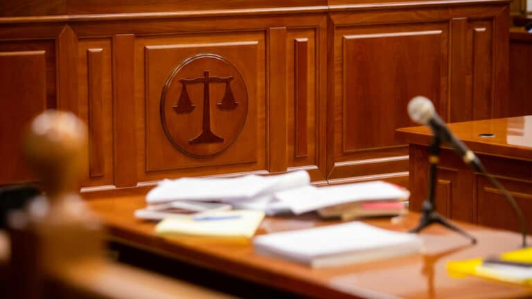 Присяжные в Казахстане смогут сокращать сроки осужденным