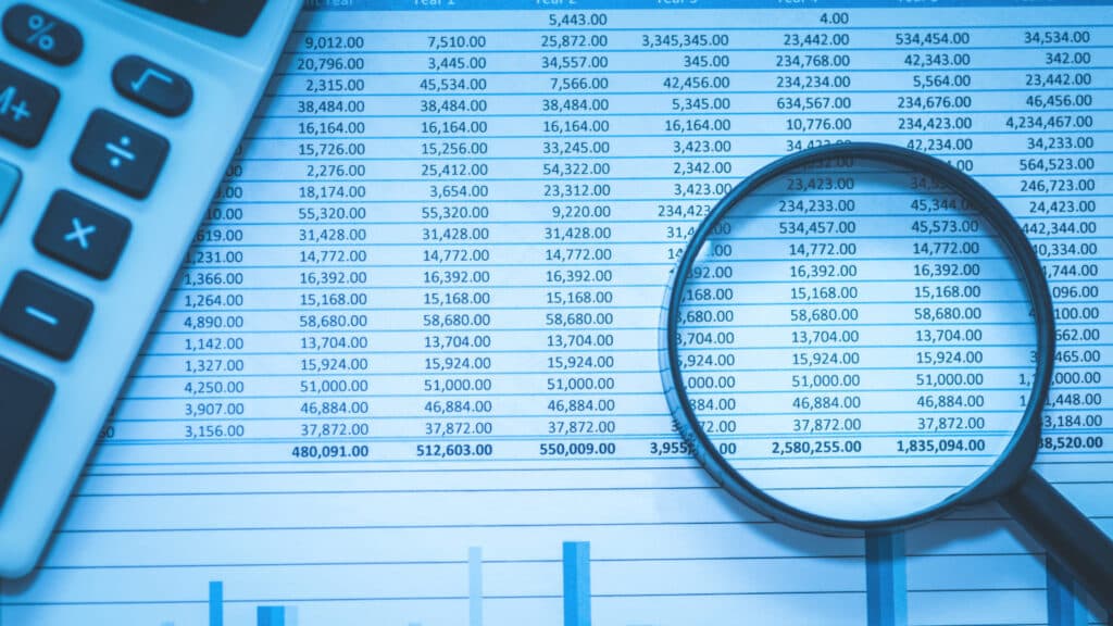 Депутаты выступили против передачи налоговой данных о счетах казахстанцев