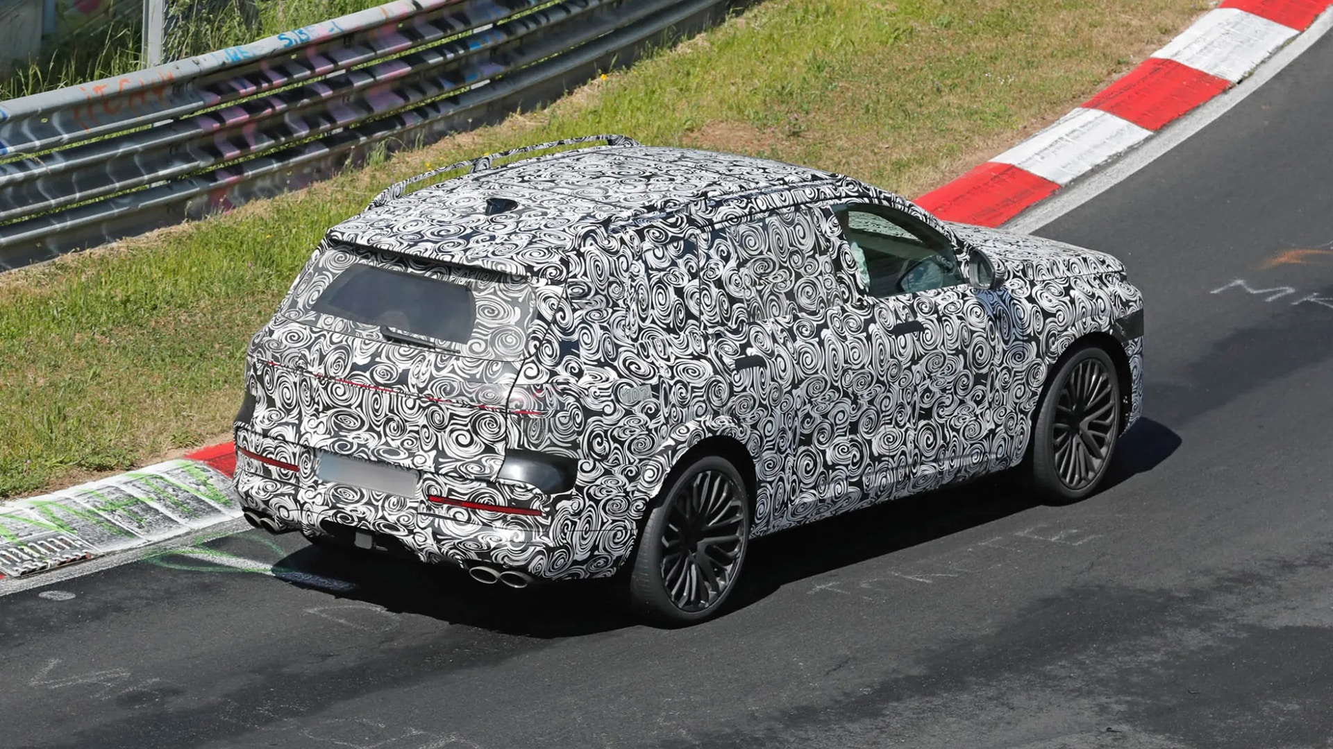 Audi Q9