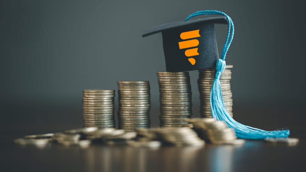 Казахстанский банк увеличил ставки по депозитам Aqyl на обучение детей