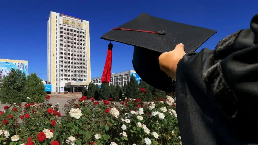 В Казахстане начинается прием заявлений для поступления в магистратуру и докторантуру