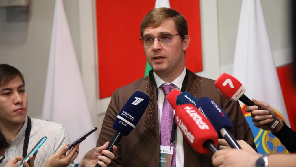 Тимур Турлов