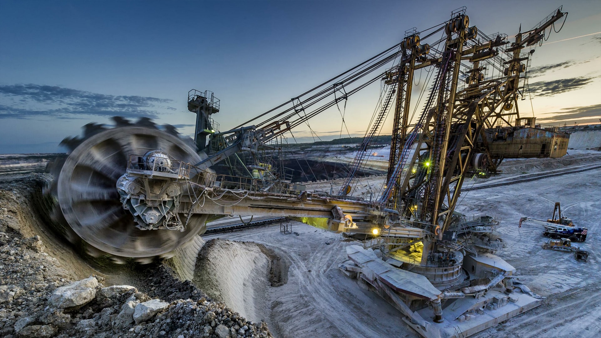 tungsten, Cove Capital