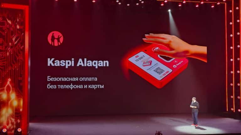 Kaspi запустил систему оплаты ладонью