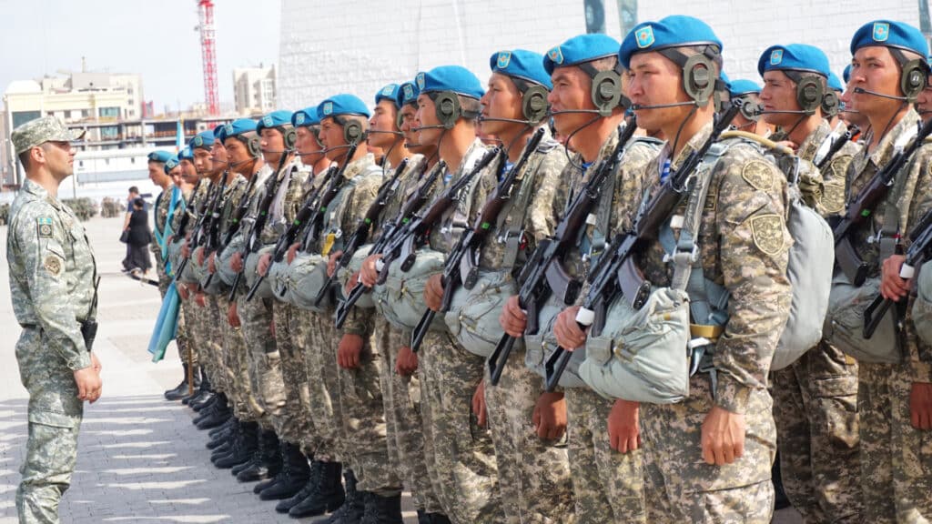 Кого берут в десант и спецназ Казахстана