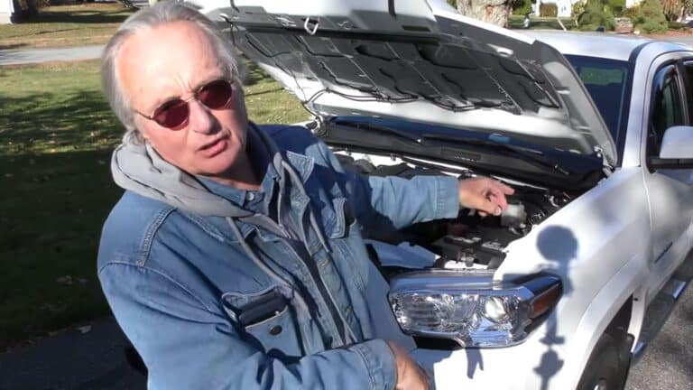 Опытный механик назвал Toyota Tacoma с V6 лучшим выбором среди пикапов