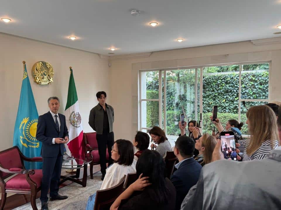 Димаш Кудайберген, Dimash Qudaibergen, Mexico, Mexico City, Kazakhstan, Embassy