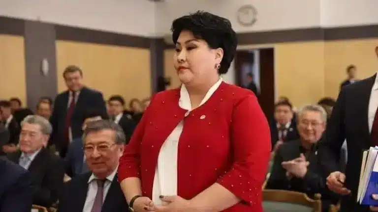 Жеті жылға сотталған Хаменова тойға қалай барып жүр - адвокат Құспанның жауабы