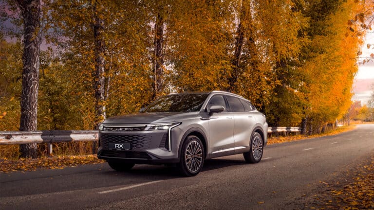 EXEED RX PHEV гибридті кроссовері сатылымға шықты