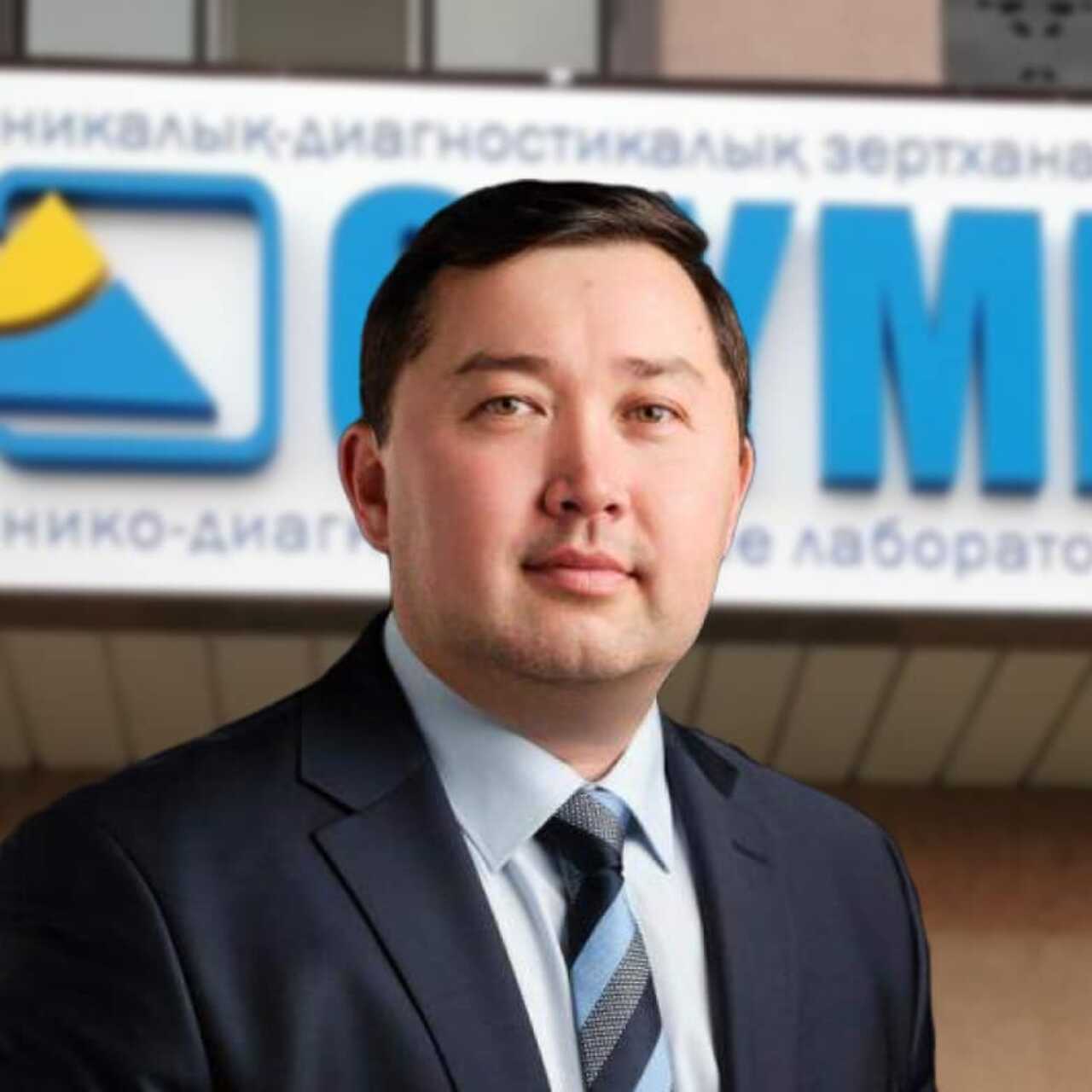 Мен саяхатта анаммен жыныстық қатынасқа түстім.