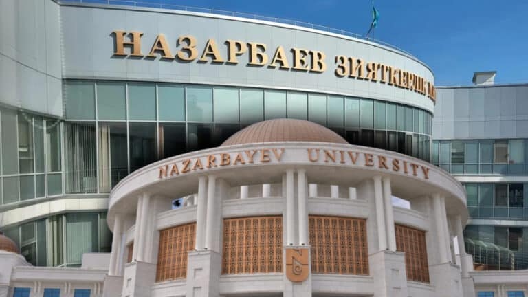 261 млрд: Назарбаев университеті мен мектептері бюджеттен қыруар ақша алады