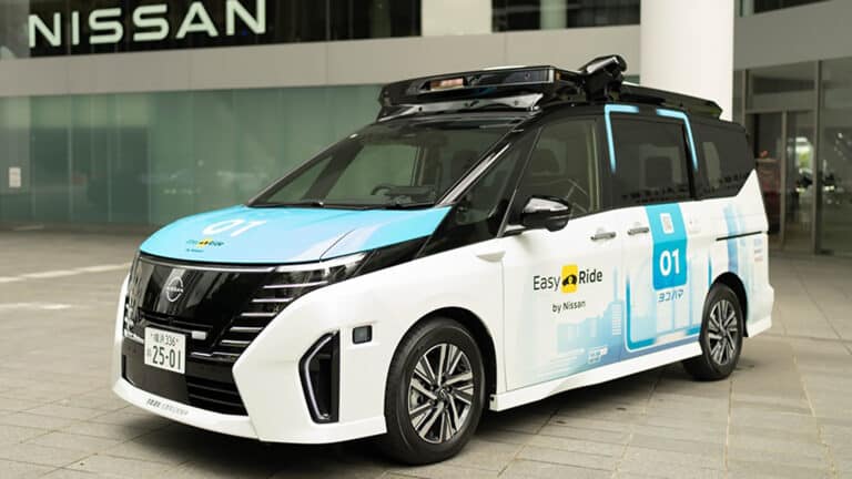 В Японии запустят сервис беспилотных такси на базе Nissan Serena