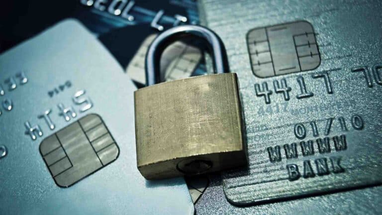 Қаржы арнайы шотқа аударылады: дағдарыс кезінде банктерді құтқаратын қор құрылмайды