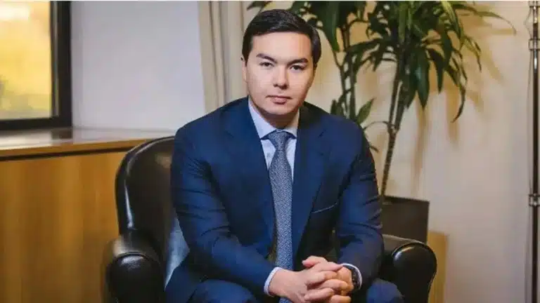 Внук Назарбаева напомнил о вкладе Рахата Алиева в казахстанский футбол