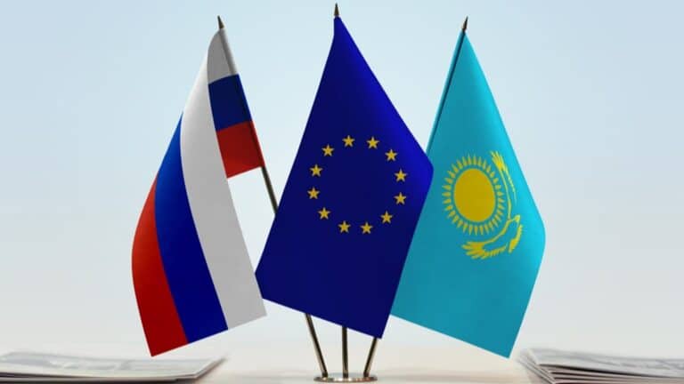 ЕуроОдақ Қазақстандағы банктерге де санкция салды