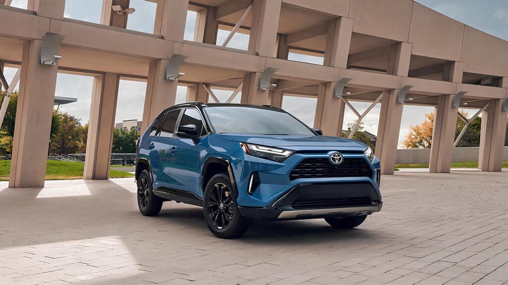Toyota RAV4 Hybrid оказался уязвим к перегреву батареи
