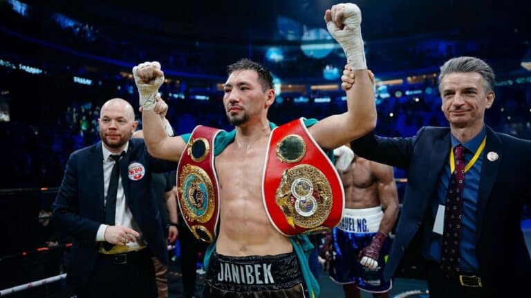 Жанибек Алимханулы сразится с Эрисланди Ларой за три пояса чемпиона мира