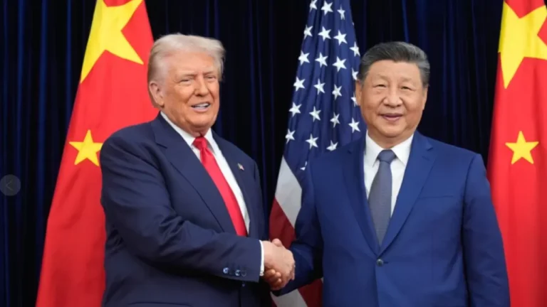 Оңтүстік Кореяда Трамп пен Си Цзиньпиннің кездесуі өтіп жатыр