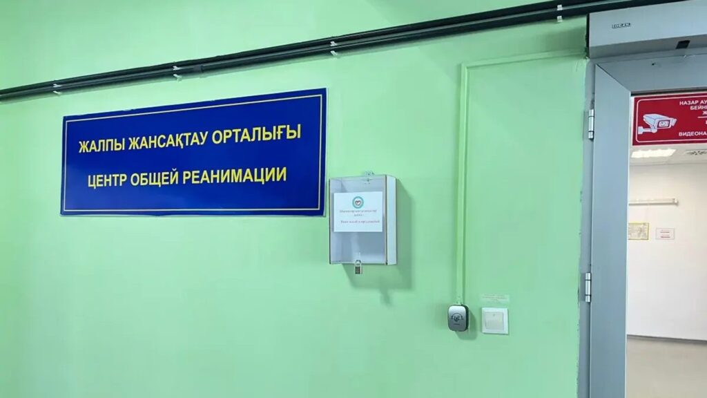 Ақтауда көпқабатты үйде газ жарылып, бес адам ауруханаға түсті