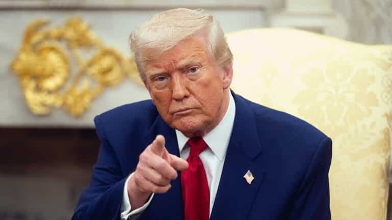 Трамп отправил переговорщиков в Украину и Россию для согласования мирного плана