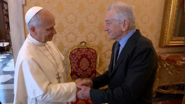 De Niro got the Pope's 'VIP' gift. Turns out, it's not that exclusive