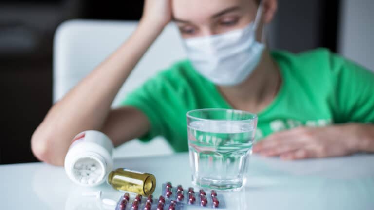 Казахстанцев предупредили о второй волне ОРВИ и гриппа