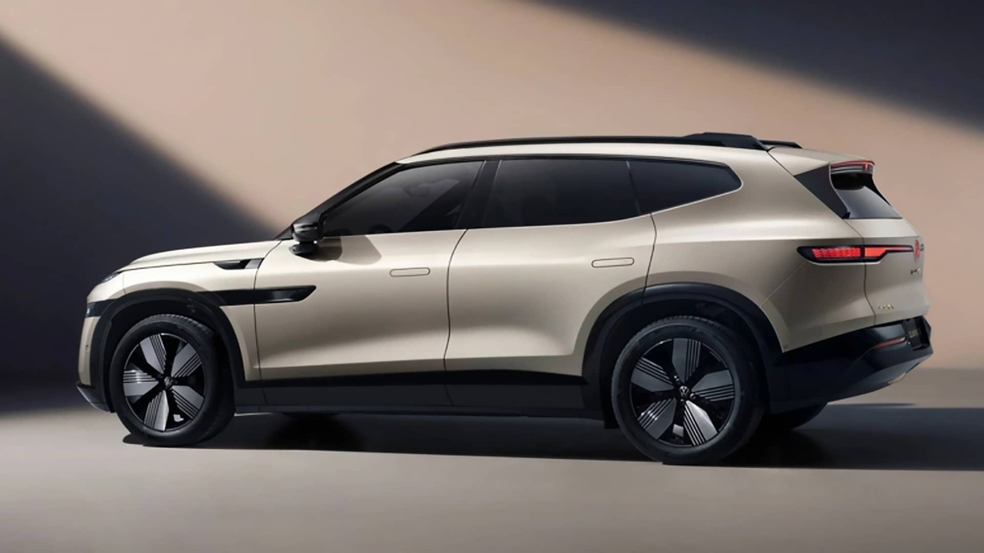 Volkswagen ID. UNYX 08