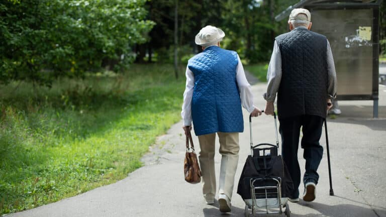 В Казахстане могут пересмотреть пенсионный возраст