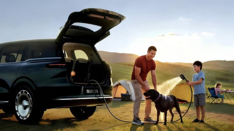 Китайский кроссовер IM LS9 удивил встроенным душем и роскошным салоном