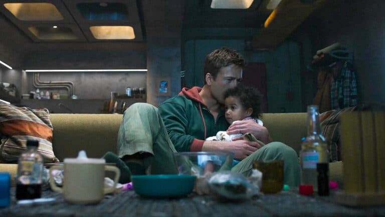 Гленн Пауэлл бежит, убивает и выживает в новой экранизации Стивена Кинга