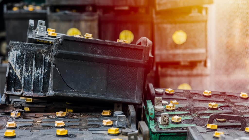 Принадлежащая казахстанцу компания запустит переплавку свинца в Шымкенте, shutterstock, бильд-редактор: Адэлина Мамедова