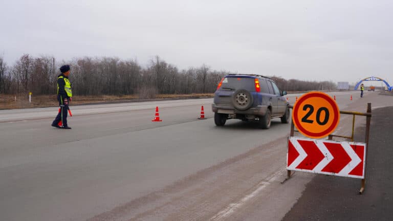В Костанайской области сужают дороги для борьбы с ДТП