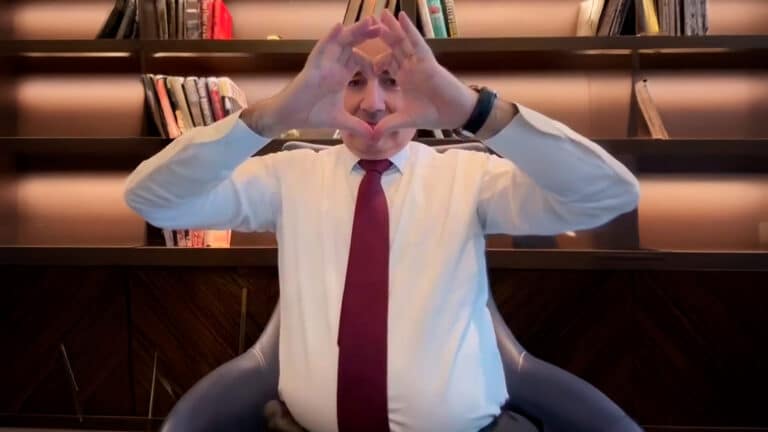 Пашинян «посылает лучи добра» из Астаны