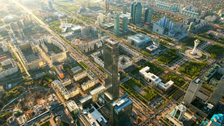 Ставку налога по «упрощенке» снизят в Астане