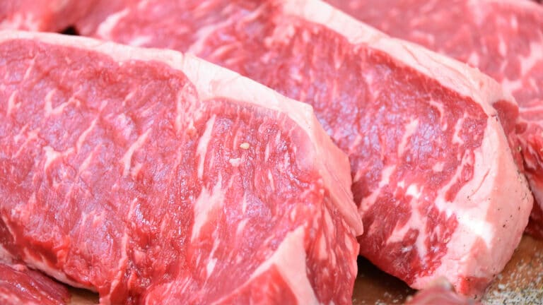 Говядина подешевела в Казахстане на 0,1%