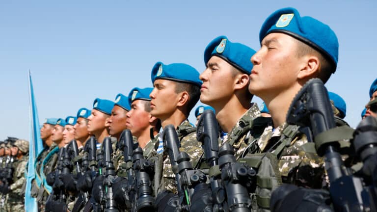 В каких случаях срочников могут освободить от армии в Казахстане