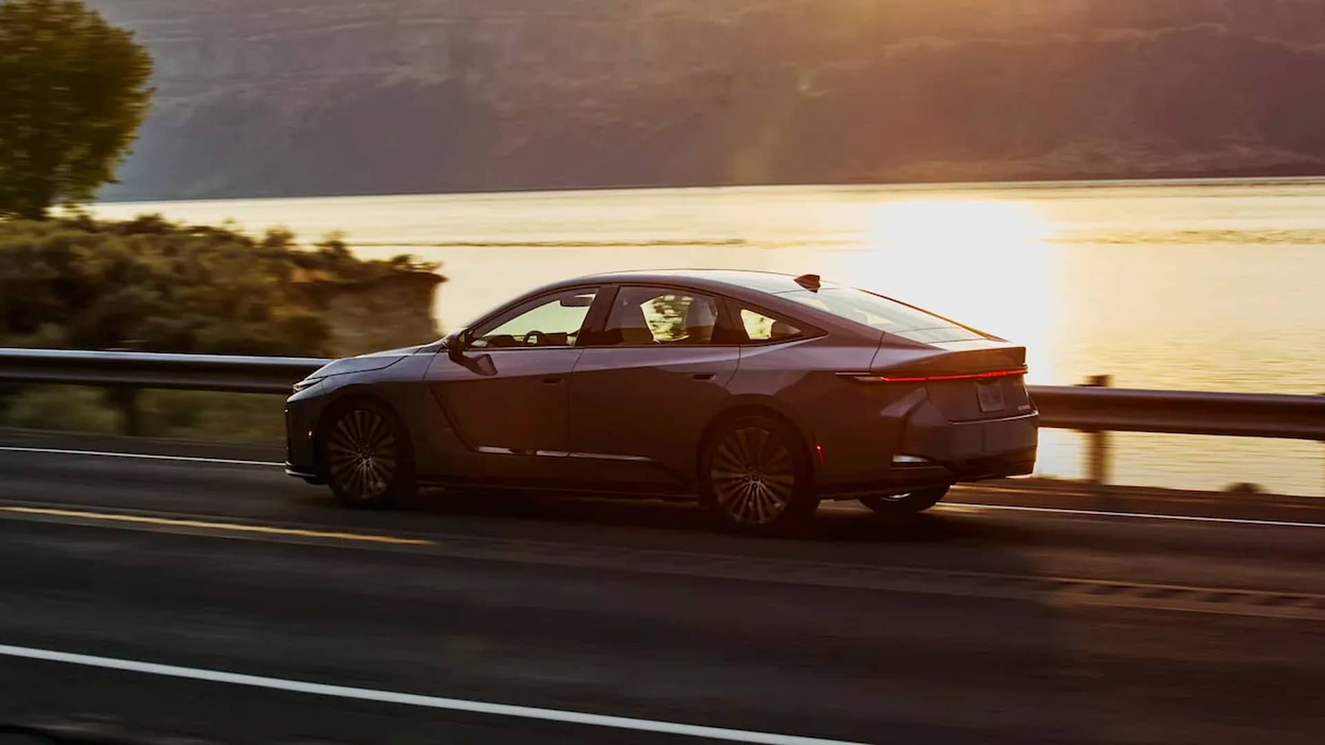 Новый Lexus ES 2026, новый Лексус ЕС, седан Lexus EV, электромобиль лексус 2026