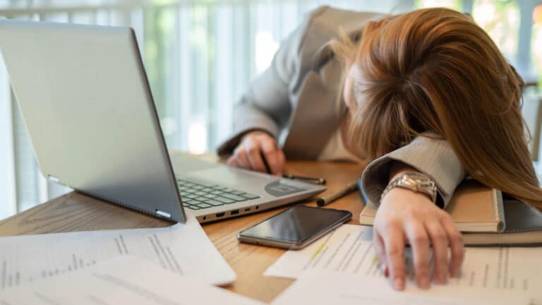 Депутат попросила сократить рабочий график для женщин