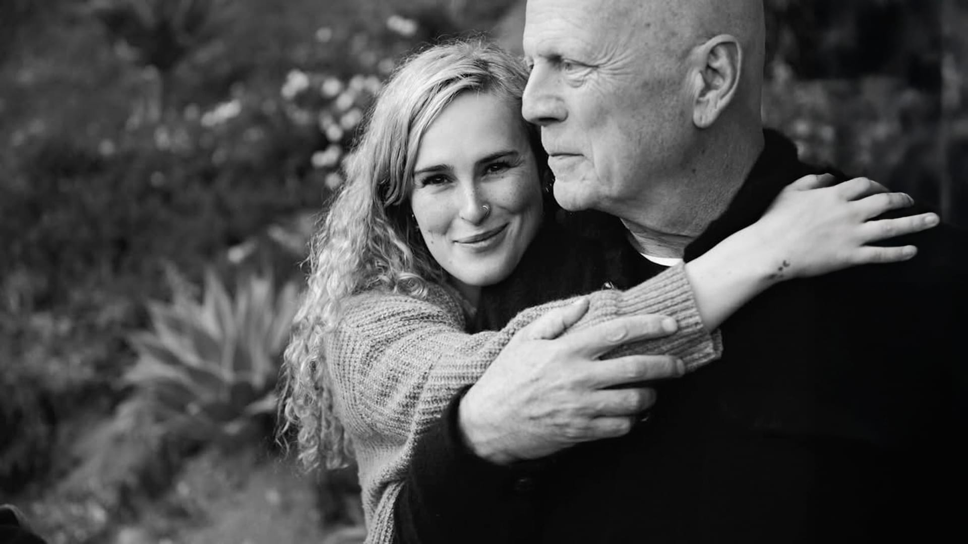 Брюс Уиллис перестает узнавать свою дочь