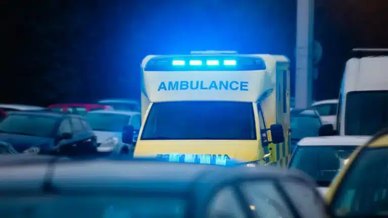 В Павлодаре под завалами школы нашли тело погибшего мужчины