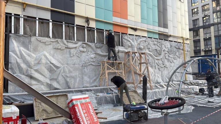 Первое за много лет монументальное панно появится в Алматы