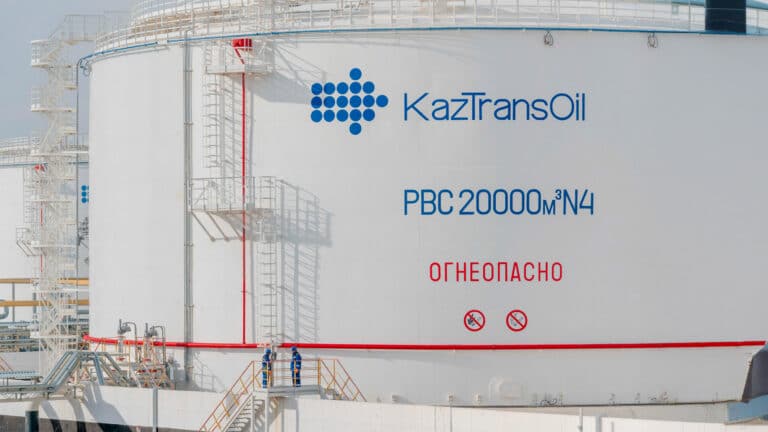 «КазТрансОйл», чьи директора получают десятки миллионов,  увеличила прибыль на 50%