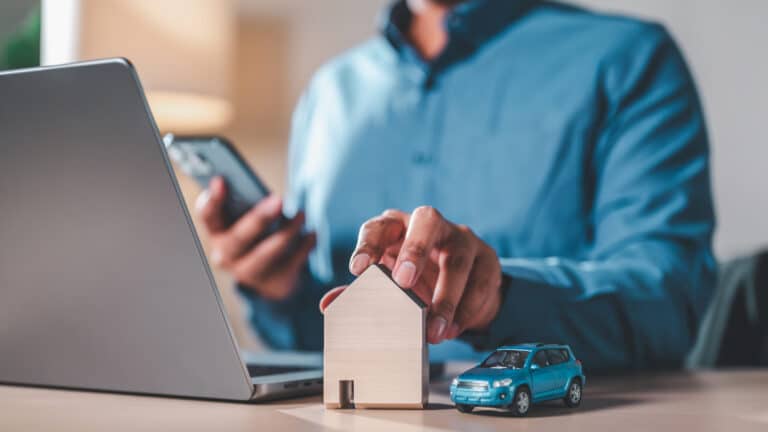 В Казахстане ужесточат контроль за продажей жилья и авто в рассрочку