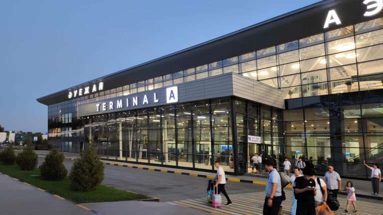 Несколько аэропортов выставят на продажу в Казахстане