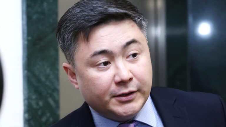 «Не стоит их демонизировать»: Сулейменов высказался о банках в Казахстане