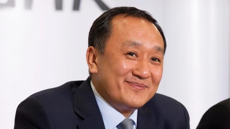 Богатейший казахстанец заключил сделку с США на $300 млн для создания дата-центров