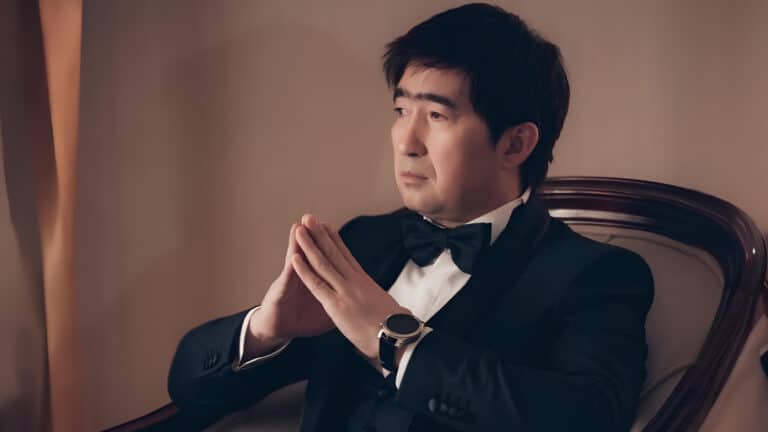 Экс солиста «Нур-Мукасан» арестовали после обвинений в избиении коллеги